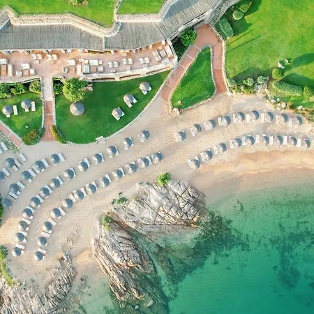 Pitrizza, Costa Smeralda فندق بورتو كيرفو