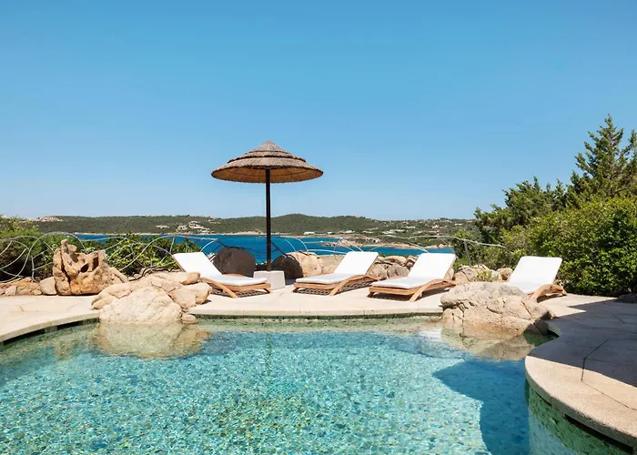 Pitrizza, Costa Smeralda 切尔沃港