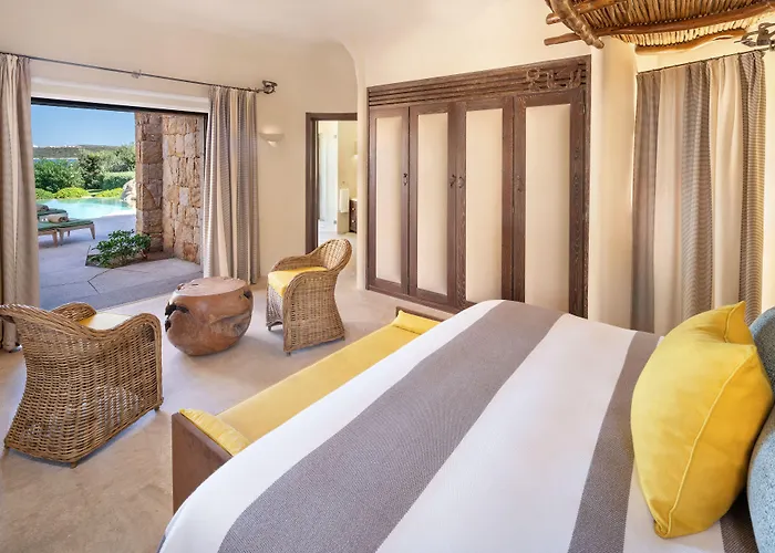 Pitrizza, Costa Smeralda 切尔沃港